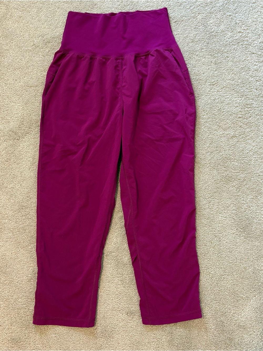 Lululemon Tranquil Crop wide athletic pants women’s size Small Regal Plum purple